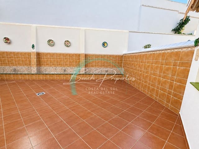 3 soveværelse Villa til salg i Nueva Nerja, Nerja med swimmingpool garage - € 399.000 (Ref: 10138968)