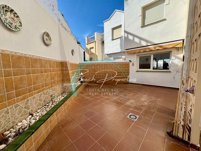 3 soveværelse Villa til salg i Nueva Nerja, Nerja med swimmingpool garage - € 399.000 (Ref: 10138968)
