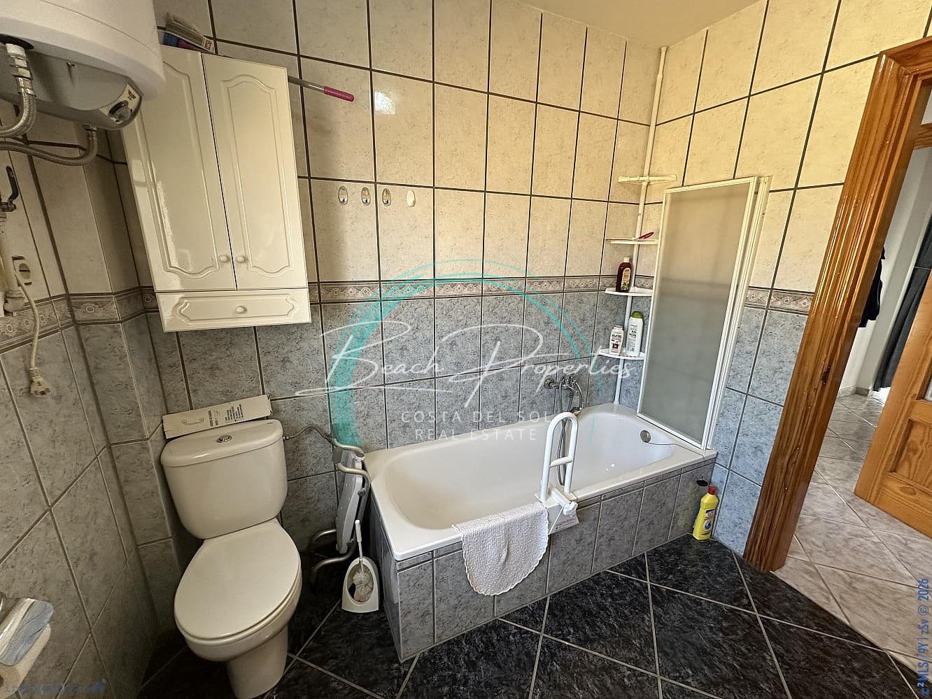 4 soverom Hus til salgs i Algarrobo med svømmebasseng garasje - € 550 000 (Ref: 10144961)
