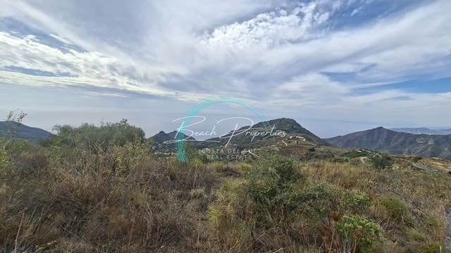 Ubebygd land til salgs i Centro, Nerja - € 39 000 (Ref: 10153836)
