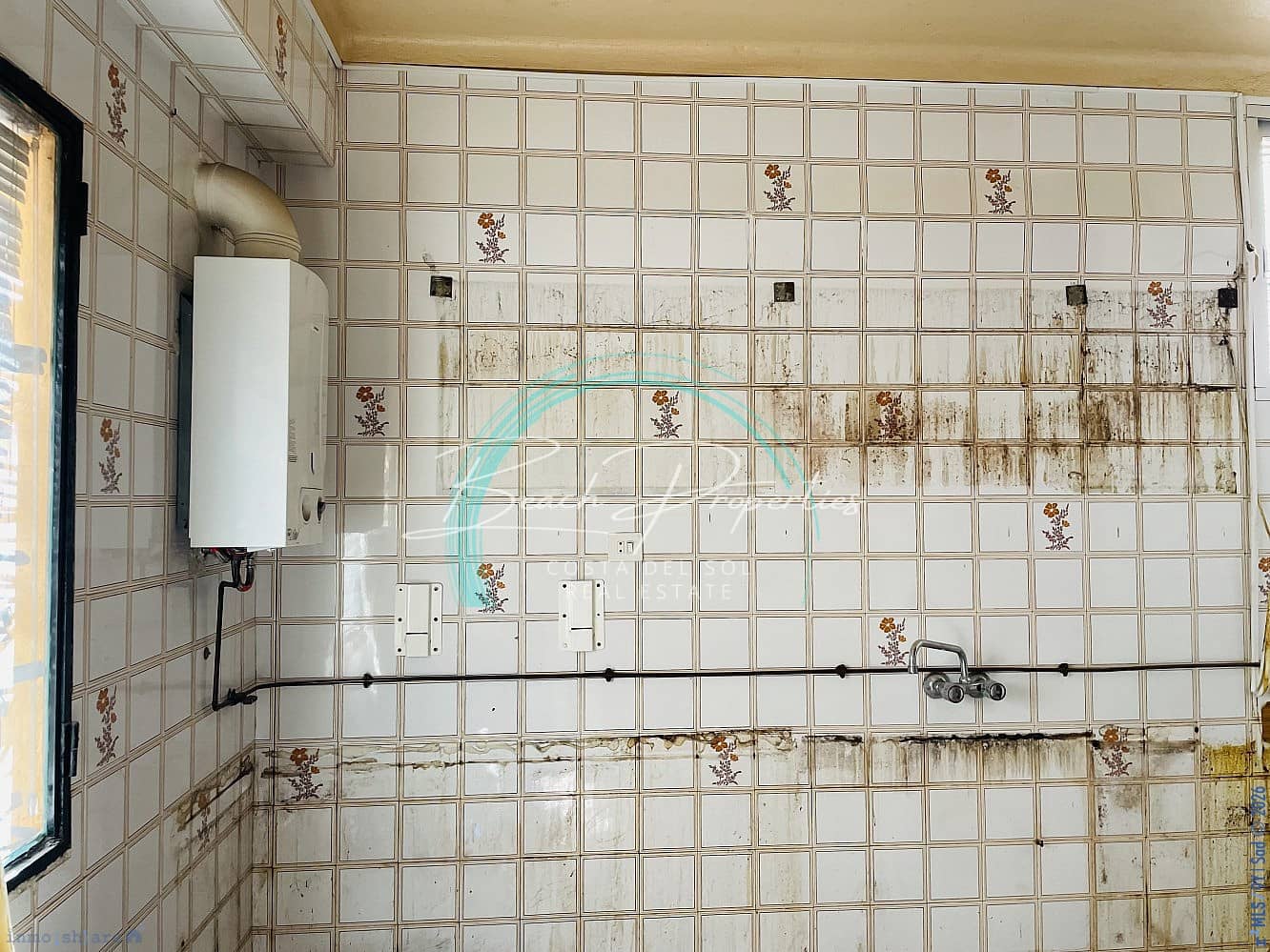 3 makuuhuone Omakotitalo myytävänä paikassa Torrox - 140 000 € (Ref: 10158138)
