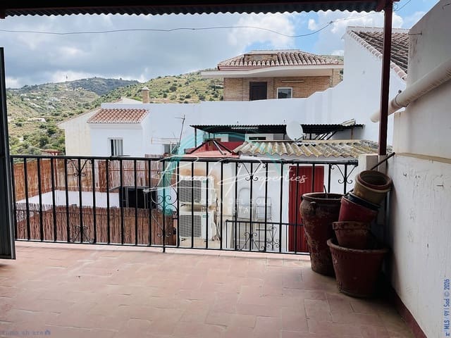 3 makuuhuone Omakotitalo myytävänä paikassa Torrox Pueblo, Torrox - 140 000 € (Ref: 10158138)