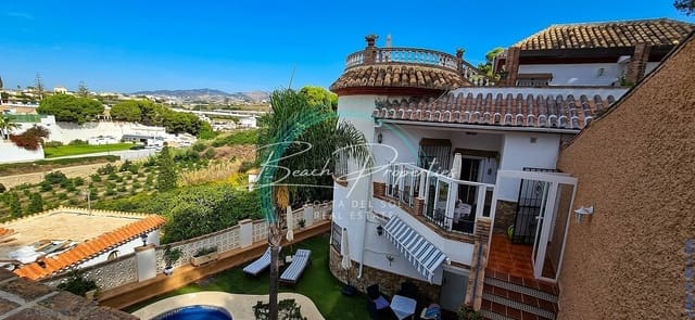 3 soverom Villa til salgs i Mezquitilla, Vélez-Málaga med svømmebasseng garasje - € 820 000 (Ref: 10165147)