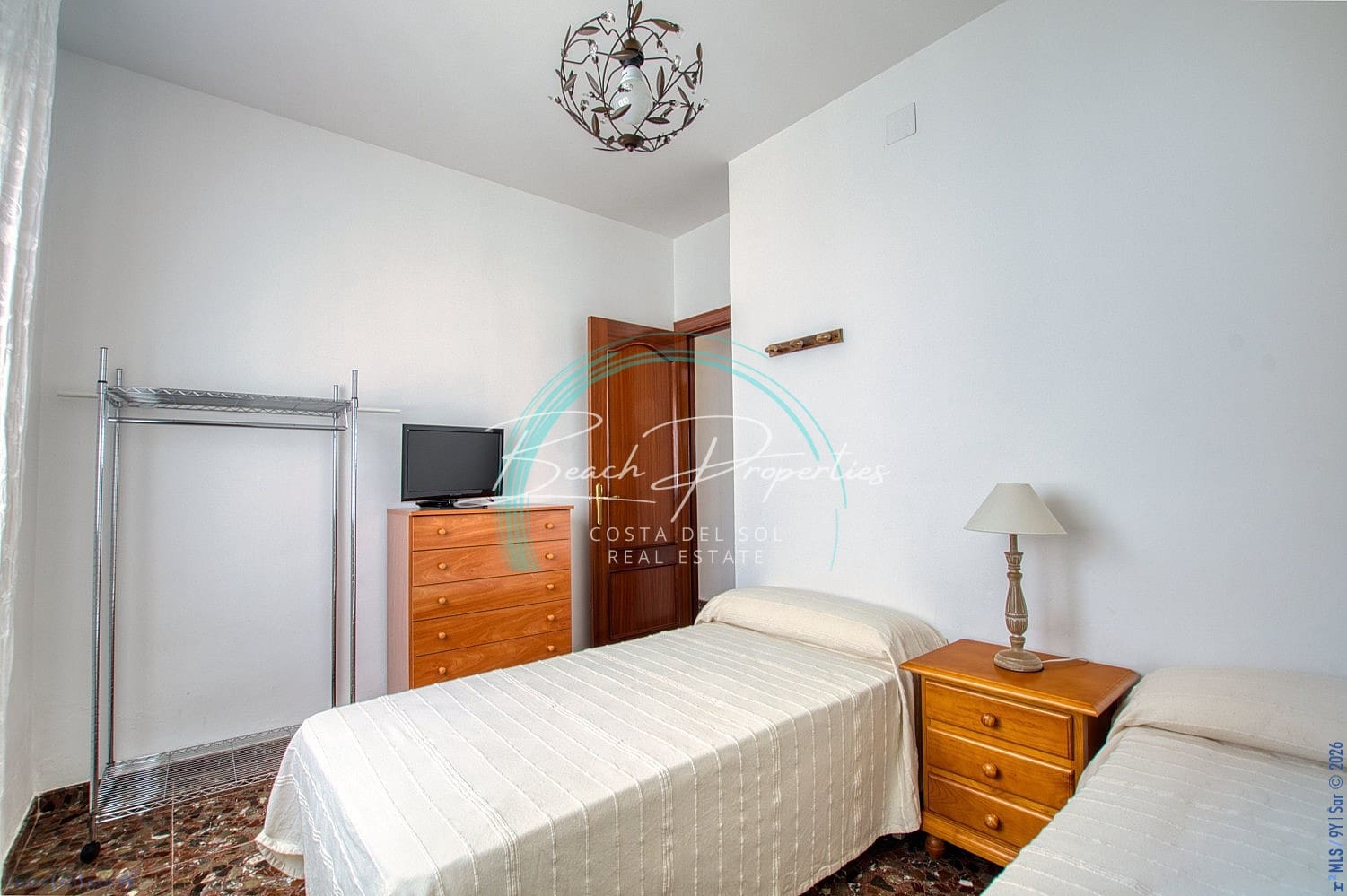 Chalet de 4 habitaciones en Periana en venta con piscina garaje - 440.000 € (Ref: 10166791)