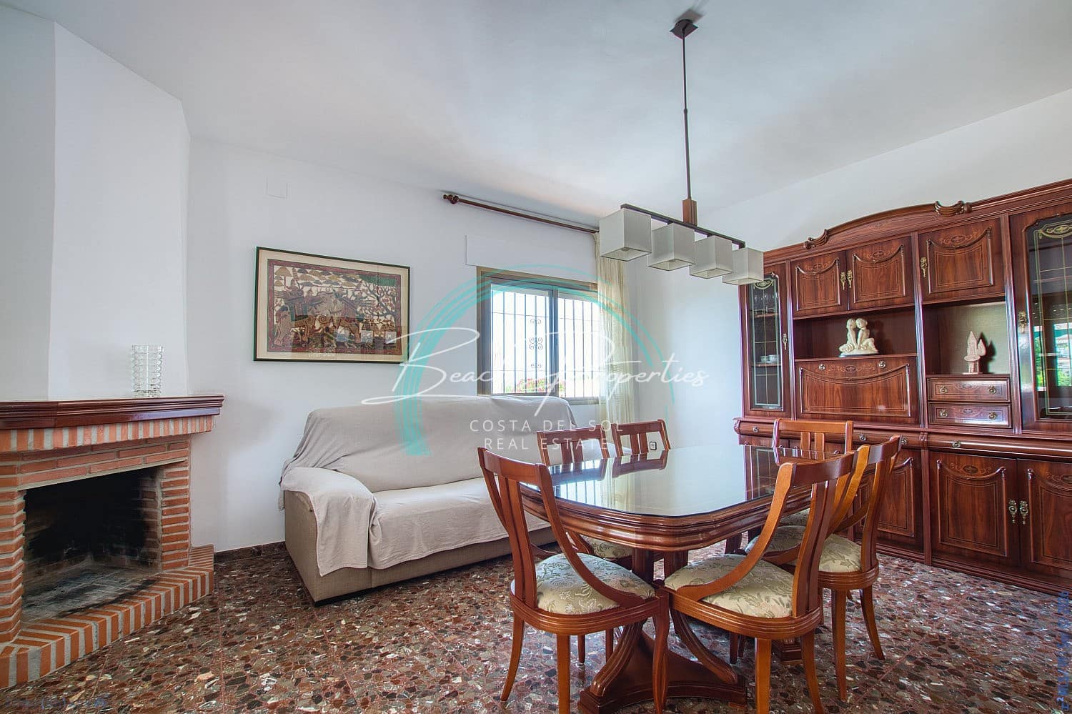 Chalet de 4 habitaciones en Periana en venta con piscina garaje - 440.000 € (Ref: 10166791)