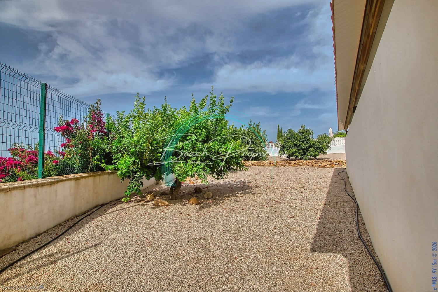 Chalet de 4 habitaciones en Periana en venta con piscina garaje - 440.000 € (Ref: 10166791)