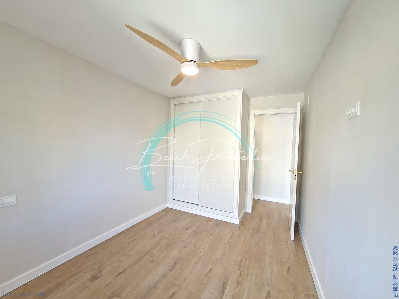 Apartamento de 2 habitaciones en Algarrobo Costa en venta con piscina - 369.900 € (Ref: 10174789)