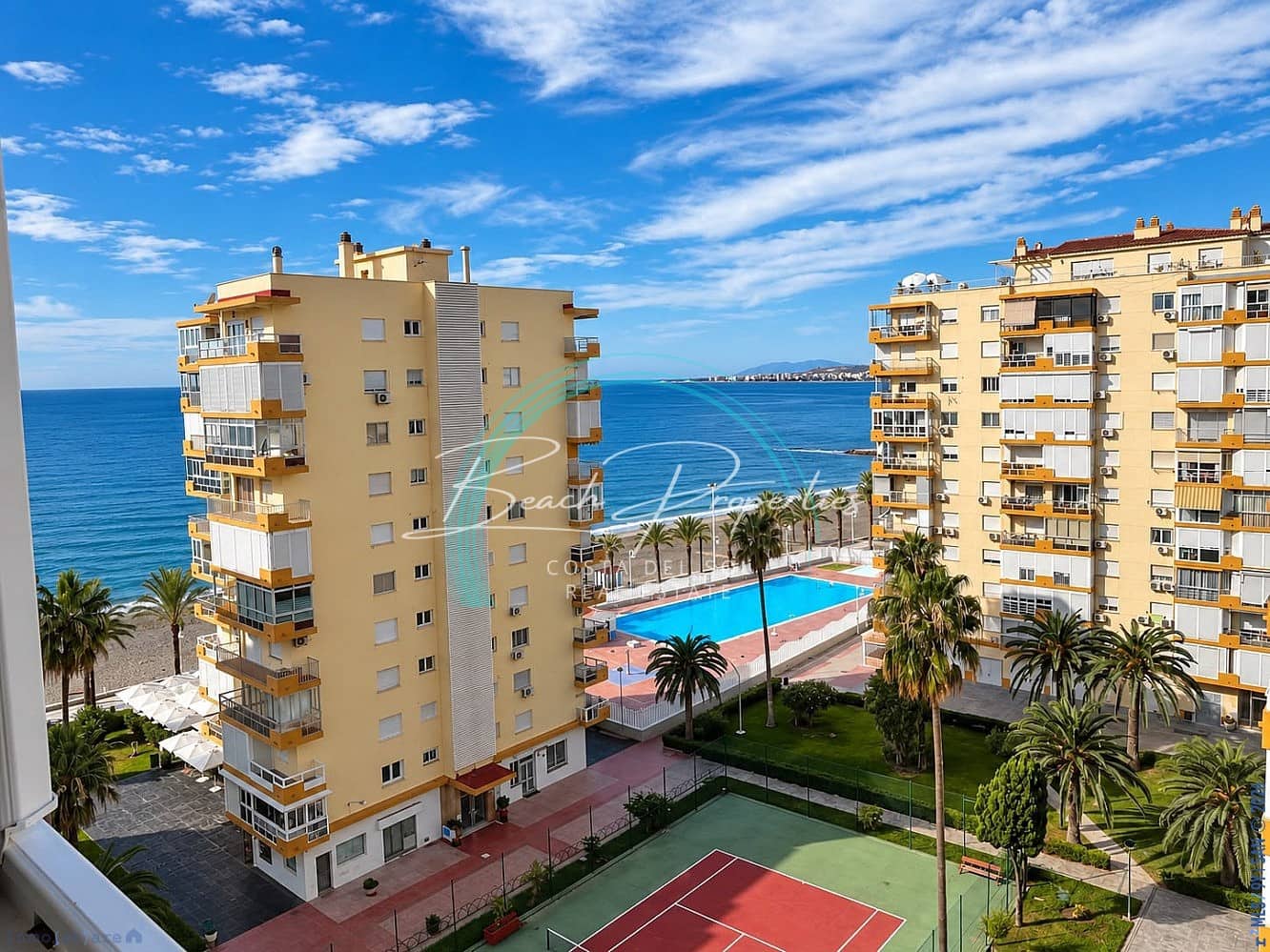 Apartamento de 2 habitaciones en Algarrobo Costa en venta con piscina - 369.900 € (Ref: 10174789)