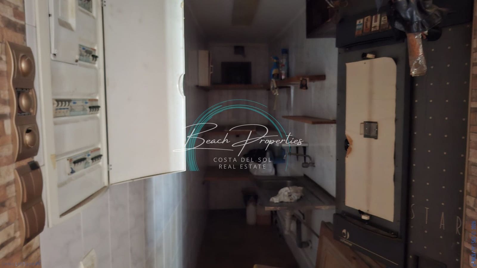 Kommersiell til salgs i Torrox-Costa - € 205 000 (Ref: 10174790)