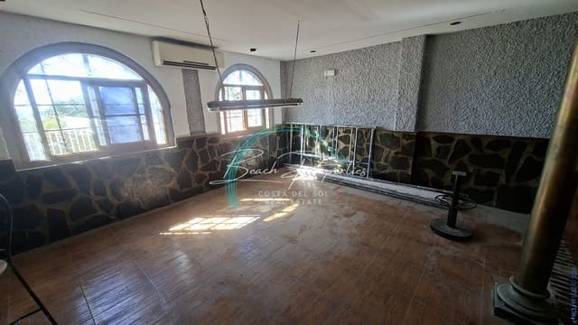 Kommersiell til salgs i El Peñoncillo, Torrox - € 205 000 (Ref: 10174790)