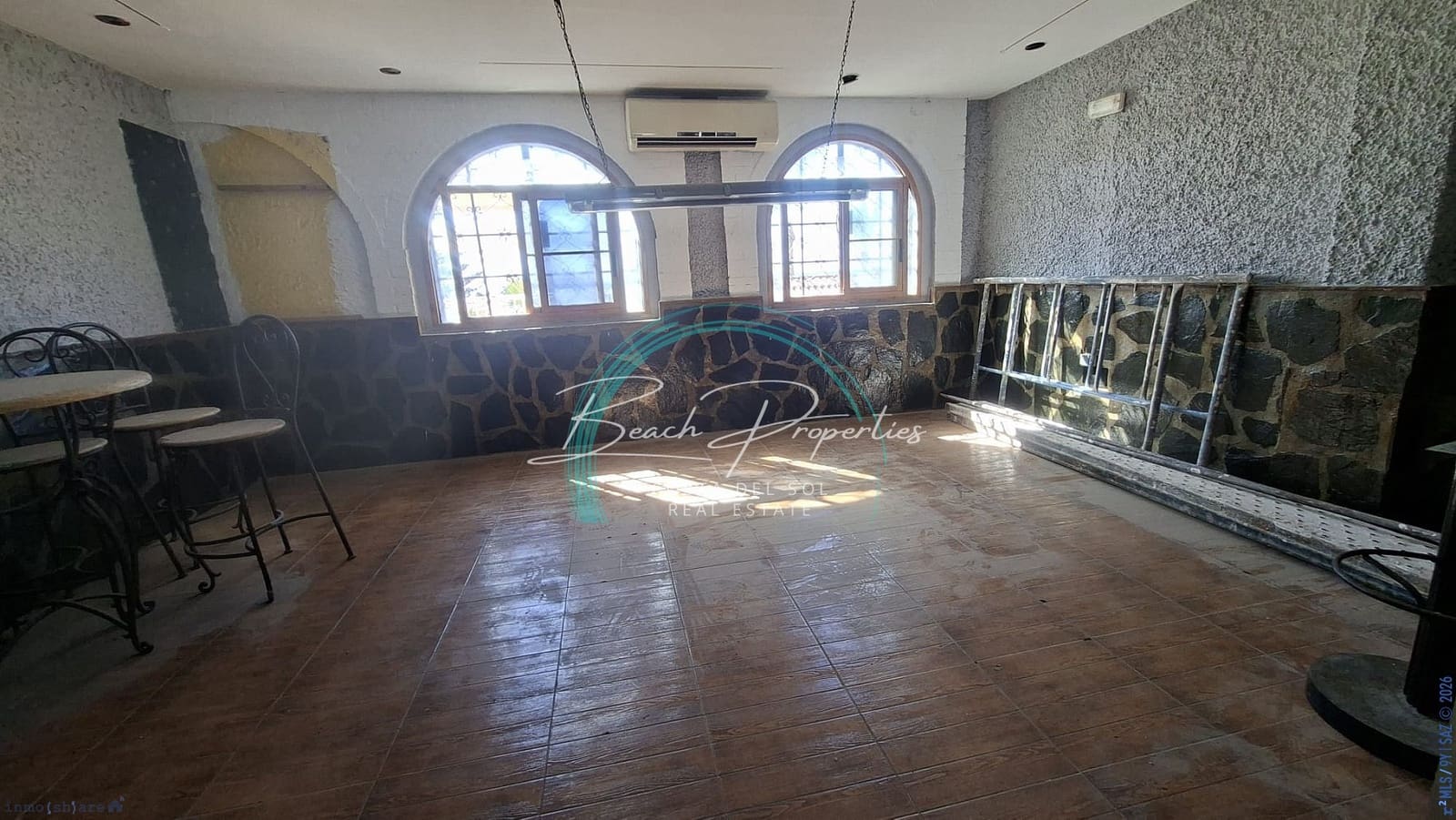 Kommersiell til salgs i Torrox-Costa - € 205 000 (Ref: 10174790)