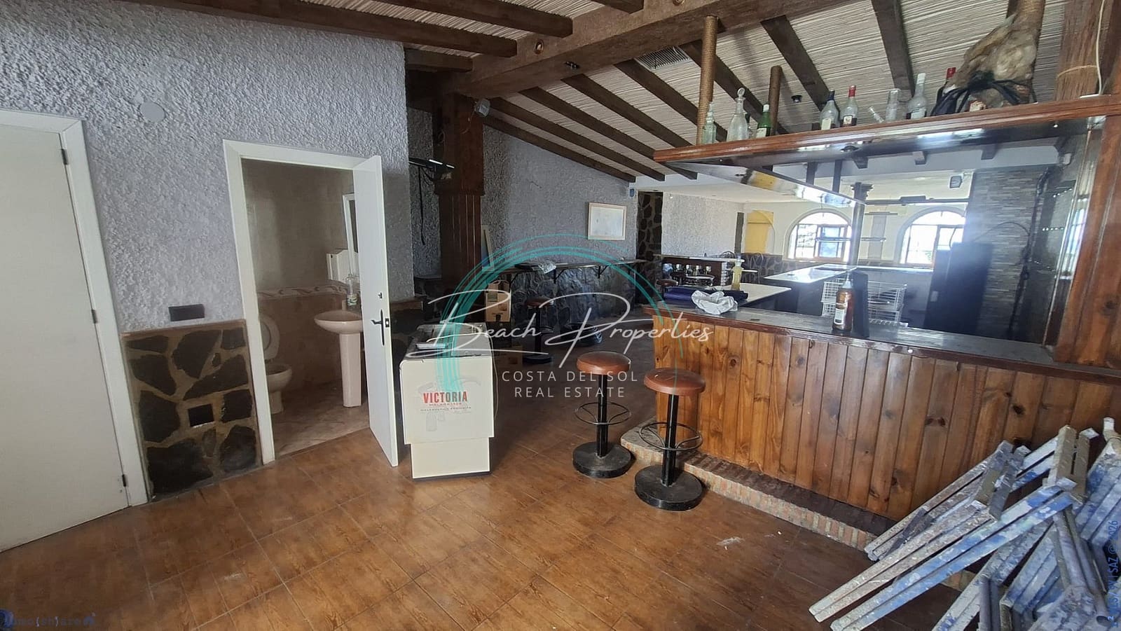 Kommersiell til salgs i Torrox-Costa - € 205 000 (Ref: 10174790)