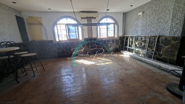 Kommersiell til salgs i El Peñoncillo, Torrox - € 205 000 (Ref: 10174790)