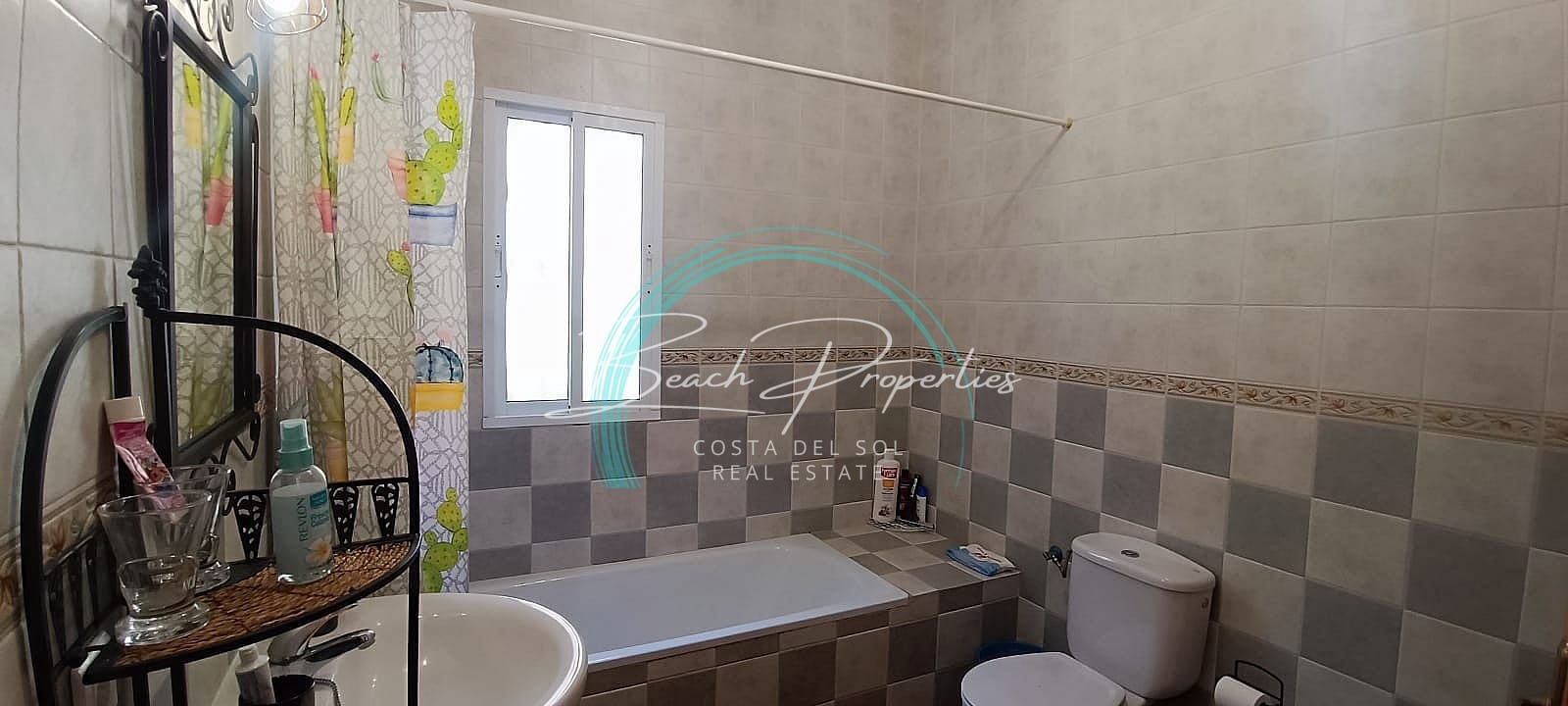 3 sovrum Villa att hyra i Torrox med pool garage - 950 € (Ref: 10186234)