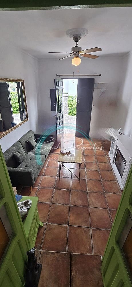2 sypialnia Willa na sprzedaż w Sayalonga - 137 000 € (Ref: 7880108)