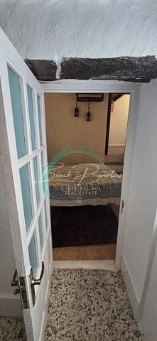 2 sypialnia Willa na sprzedaż w Sayalonga - 137 000 € (Ref: 7880108)