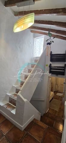 2 sypialnia Willa na sprzedaż w Sayalonga - 137 000 € (Ref: 7880108)