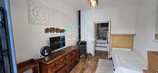 2 sypialnia Willa na sprzedaż w Sayalonga - 137 000 € (Ref: 7880108)