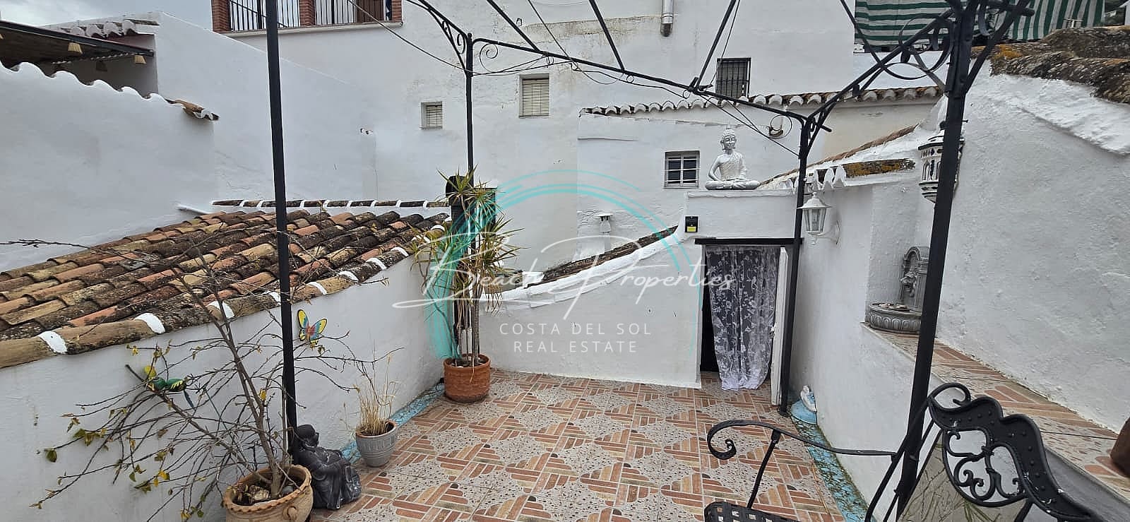 2 sypialnia Willa na sprzedaż w Sayalonga - 137 000 € (Ref: 7880108)