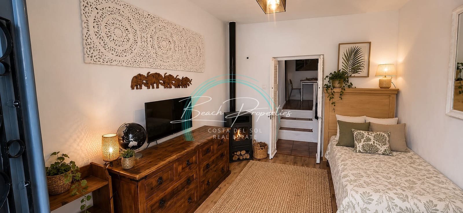 2 bedroom Villa for sale in Sayalonga - € 119,000 (Ref: 7880108)
