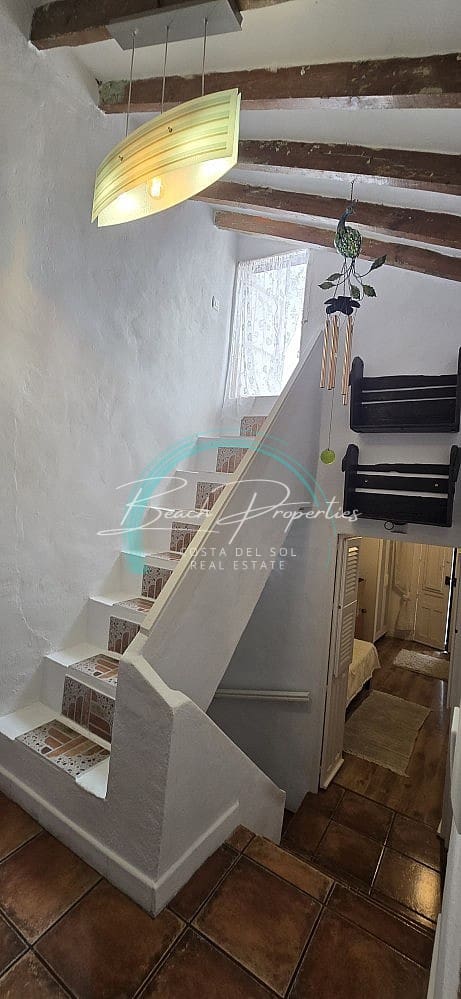 2 bedroom Villa for sale in Sayalonga - € 119,000 (Ref: 7880108)