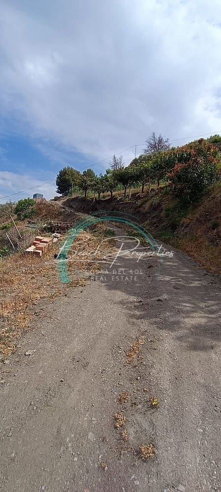 2 soveværelse Byhus til leje i Torrox med swimmingpool garage - € 850 (Ref: 7917866)