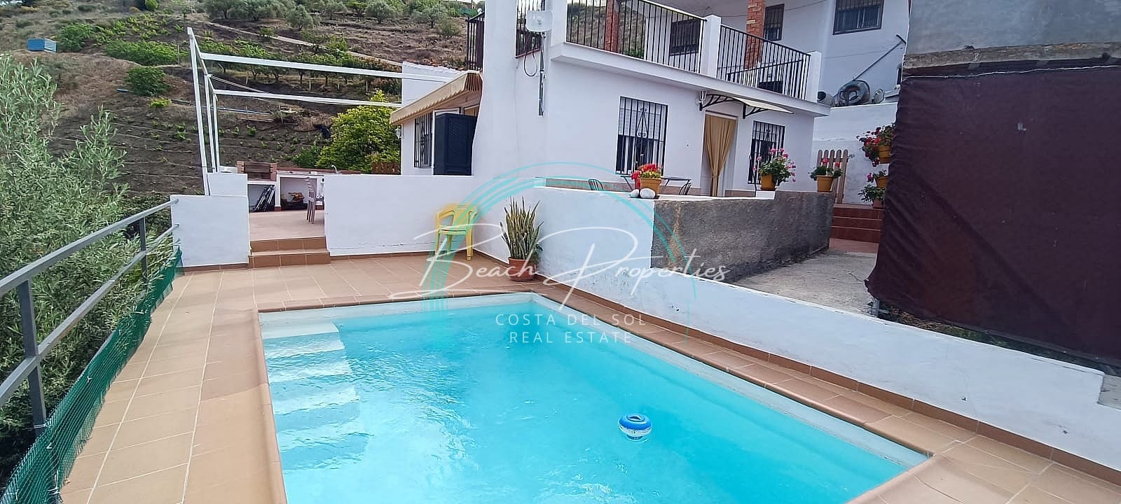 2 soveværelse Byhus til leje i Torrox med swimmingpool garage - € 850 (Ref: 7917866)