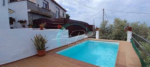 2 soveværelse Byhus til leje i Torrox Pueblo, Torrox med swimmingpool garage - € 850 (Ref: 7917866)