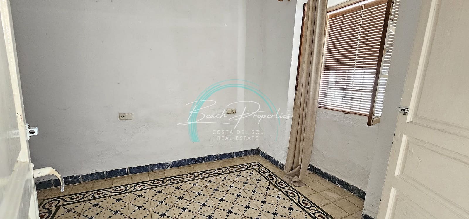 3 bedroom Villa for sale in Nerja - € 740,000 (Ref: 7925159)