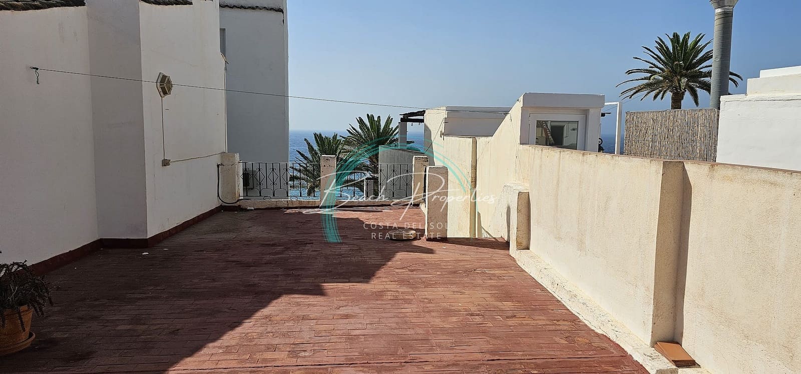 3 bedroom Villa for sale in Nerja - € 740,000 (Ref: 7925159)