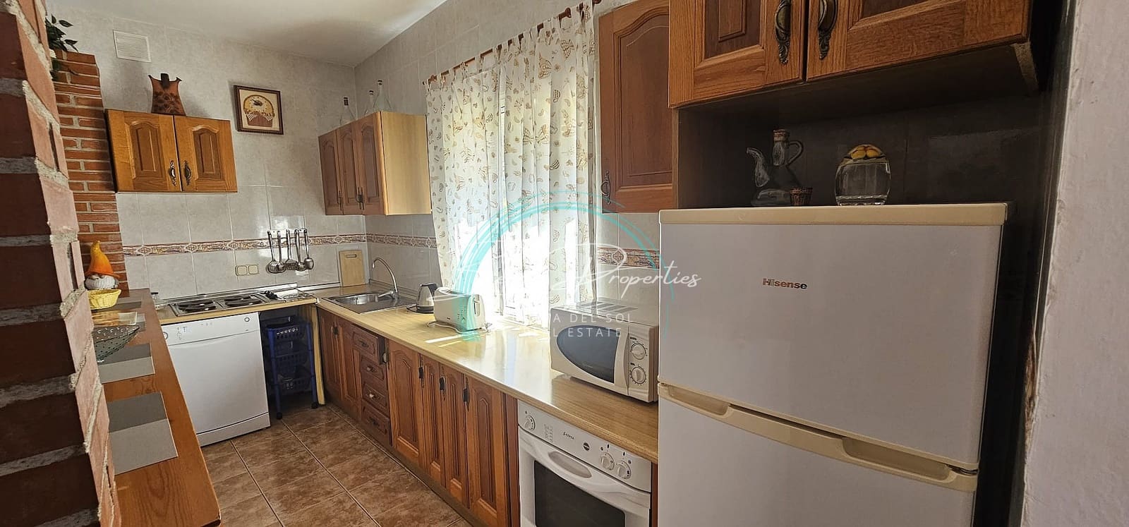 3 sovrum Villa till salu i Nerja med pool garage - 450 000 € (Ref: 7925173)