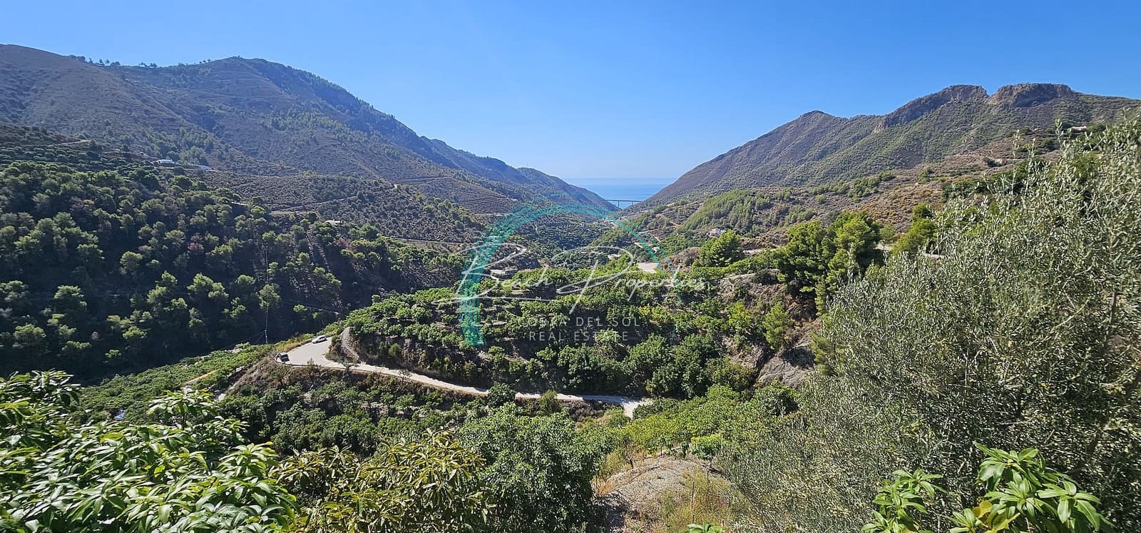 3 sovrum Villa till salu i Nerja med pool garage - 450 000 € (Ref: 7925173)