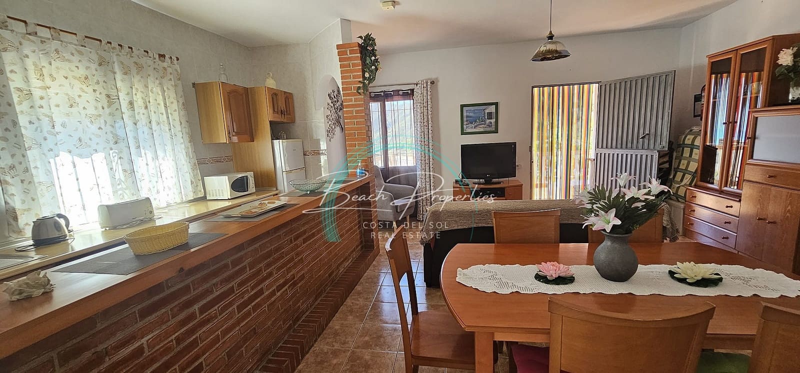 3 sovrum Villa till salu i Nerja med pool garage - 450 000 € (Ref: 7925173)