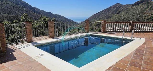 3 soveværelse Villa til salg i Centro, Nerja med swimmingpool garage - € 450.000 (Ref: 7925173)