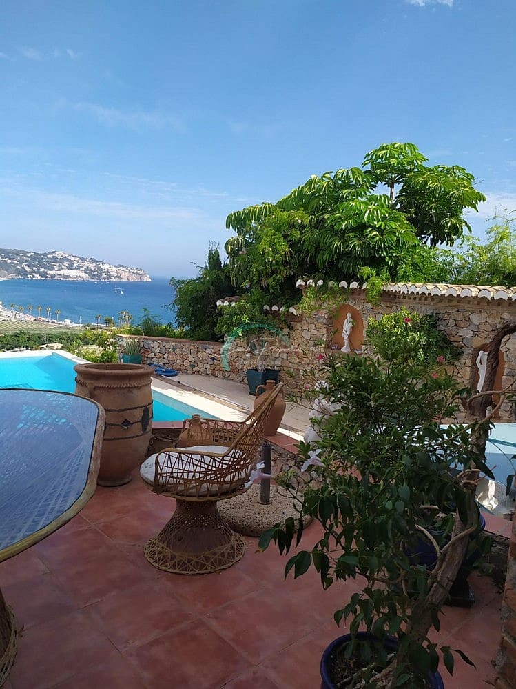 5 soverom Villa til salgs i La Herradura med svømmebasseng garasje - € 1 180 000 (Ref: 7925174)