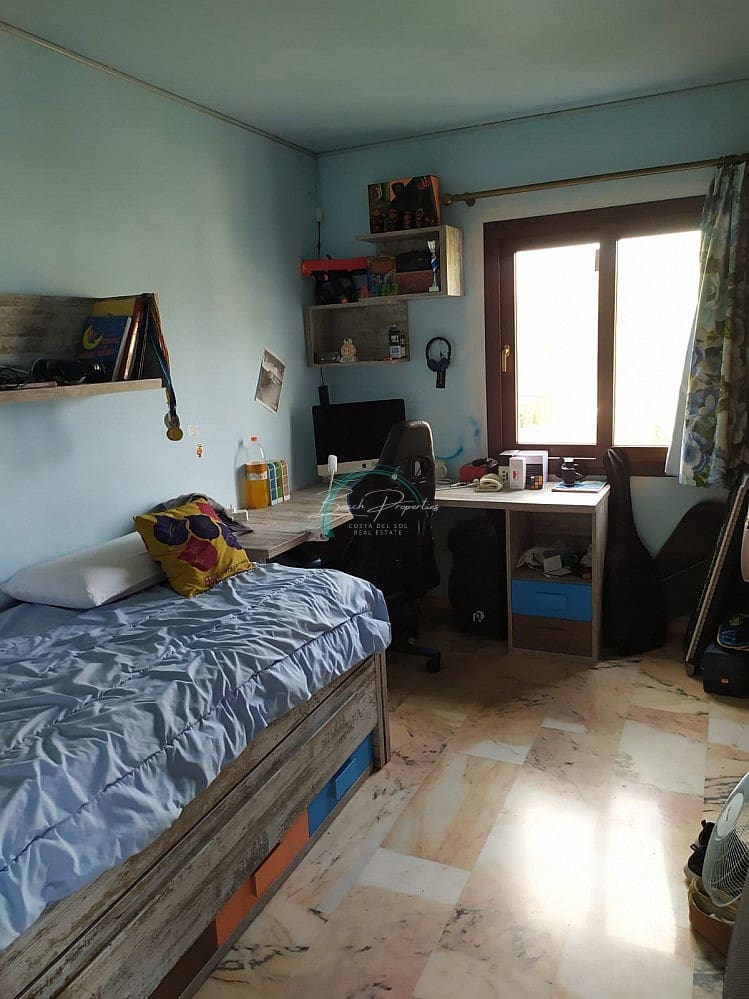 5 soverom Villa til salgs i La Herradura med svømmebasseng garasje - € 1 180 000 (Ref: 7925174)