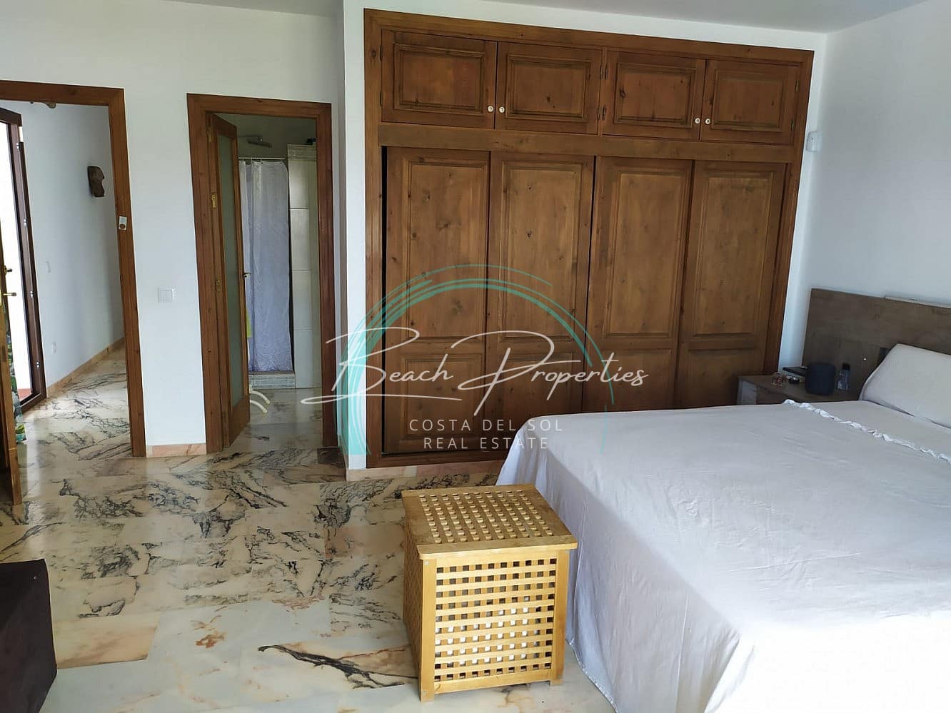 5 soverom Villa til salgs i La Herradura med svømmebasseng garasje - € 1 180 000 (Ref: 7925174)