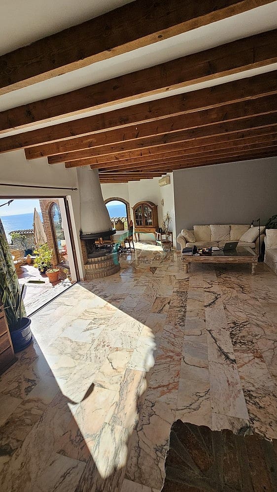 5 soverom Villa til salgs i La Herradura med svømmebasseng garasje - € 1 180 000 (Ref: 7925174)