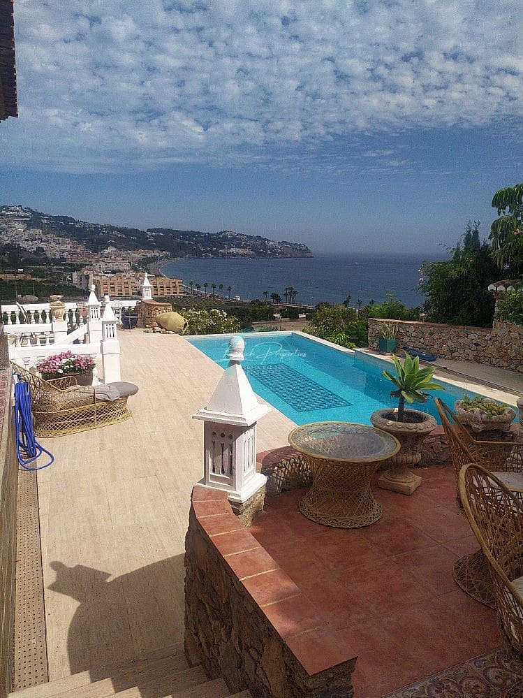 5 soverom Villa til salgs i La Herradura med svømmebasseng garasje - € 1 180 000 (Ref: 7925174)