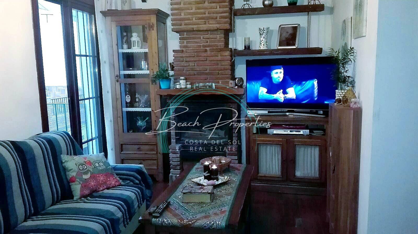 4 soverom Villa til salgs i Nerja - € 465 000 (Ref: 7968734)