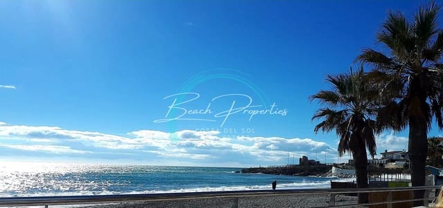 4 soverom Villa til salgs i Centro, Nerja - € 465 000 (Ref: 7968734)