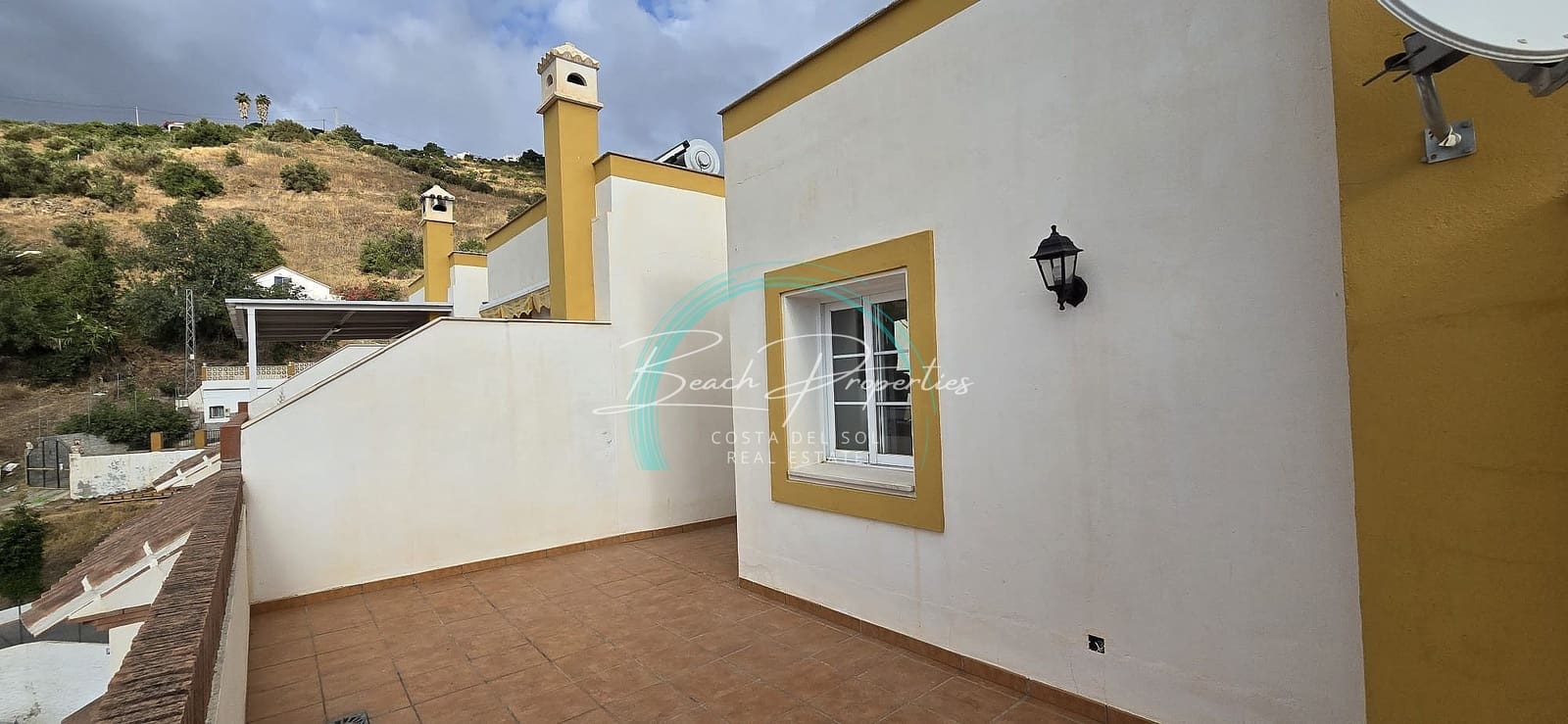 3 soveværelse Villa til salg i Torrox med garage - € 269.000 (Ref: 8014440)