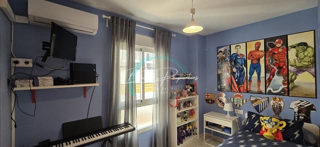 3 soveværelse Villa til salg i Torrox Pueblo, Torrox med garage - € 269.000 (Ref: 8014440)