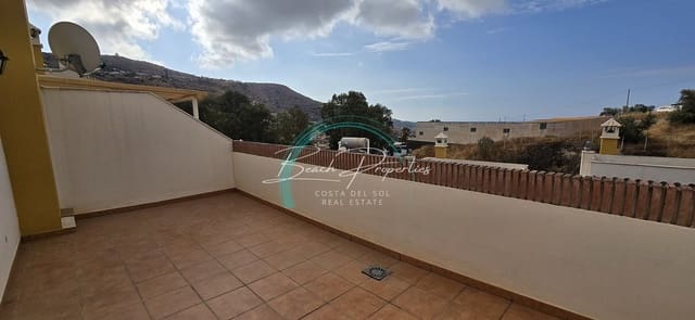 3 soveværelse Villa til salg i Torrox Pueblo, Torrox med garage - € 269.000 (Ref: 8014440)