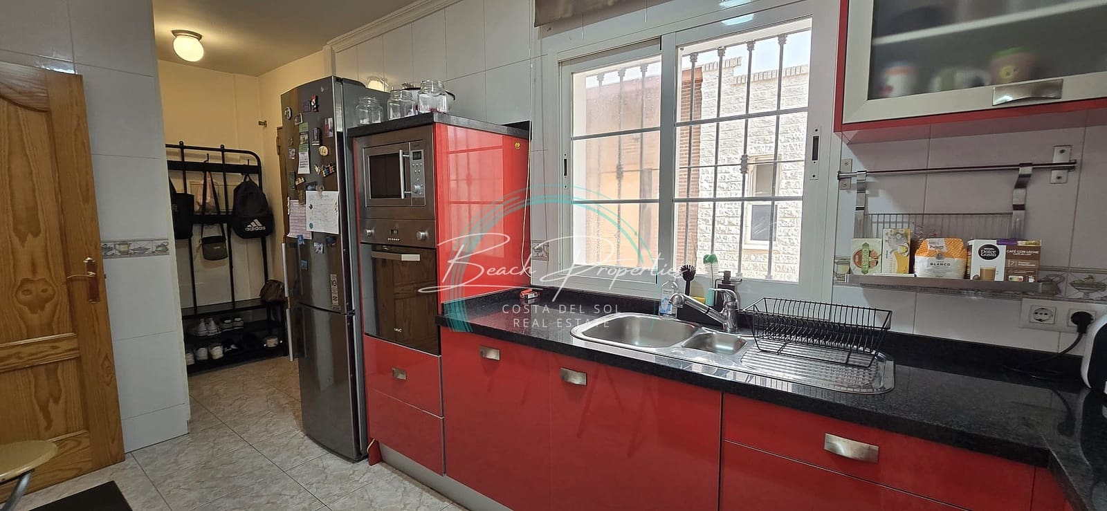 3 soveværelse Villa til salg i Torrox med garage - € 269.000 (Ref: 8014440)