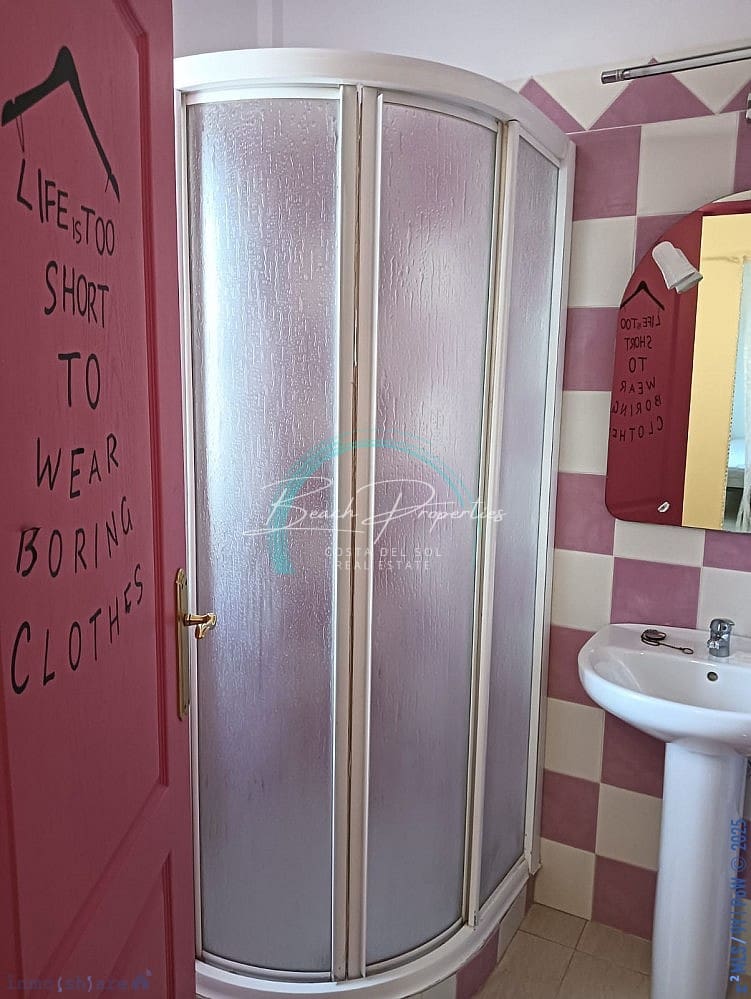 Casa de 2 habitaciones en Frigiliana en venta con piscina - 510.000 € (Ref: 8138475)