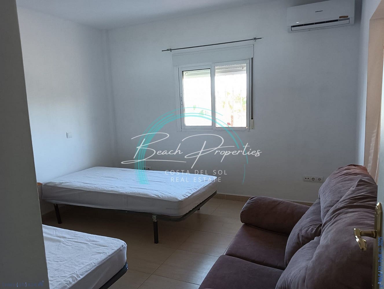 Casa de 2 habitaciones en Frigiliana en venta con piscina - 510.000 € (Ref: 8138475)