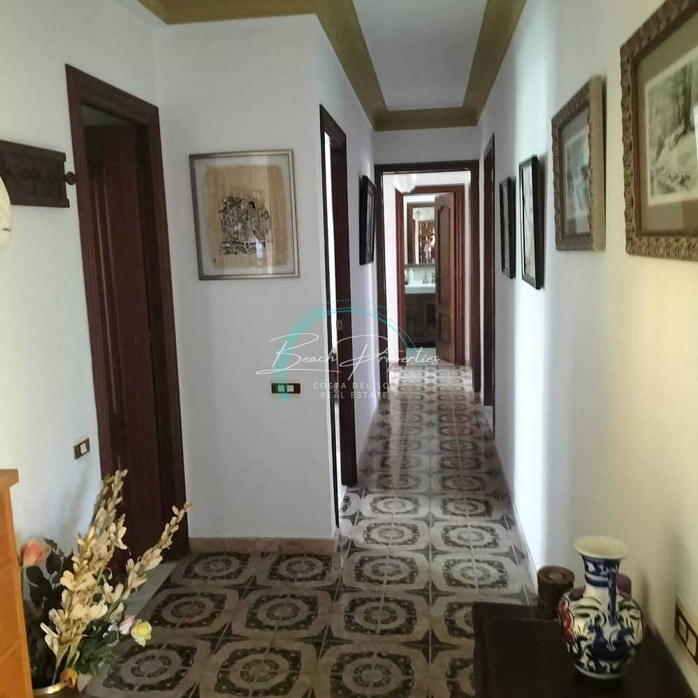 4 soveværelse Villa til salg i Torrox-Costa med garage - € 892.500 (Ref: 8140310)