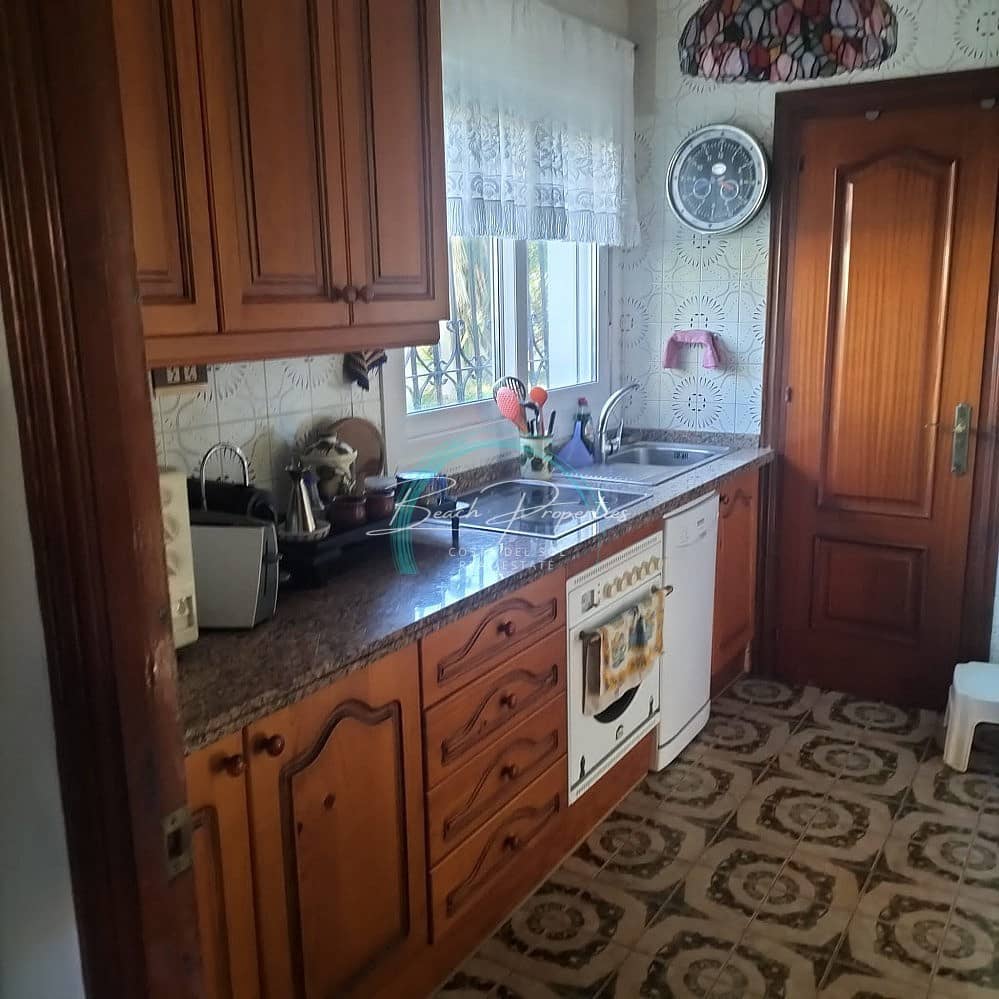 4 soveværelse Villa til salg i Torrox-Costa med garage - € 892.500 (Ref: 8140310)