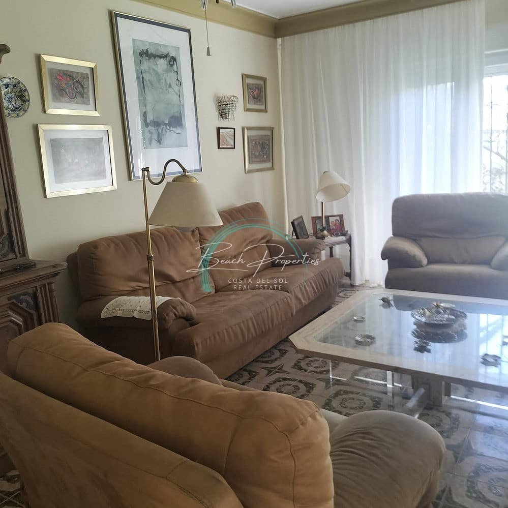 4 soveværelse Villa til salg i Torrox-Costa med garage - € 892.500 (Ref: 8140310)